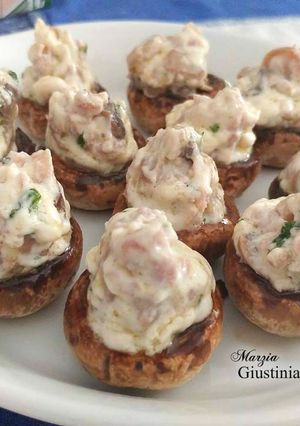 Foto di Bocconcini di champignon farciti