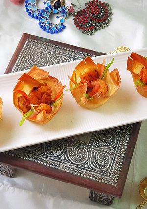 A picture of Lime shrimp cups.