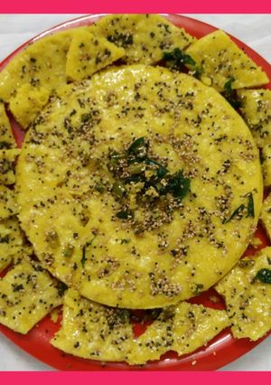 A picture of Khaman Dhokla.