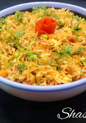 तवा पुलाव (Tava Pulav recipe in hindi) रेसिपी मुख्य फोटो
