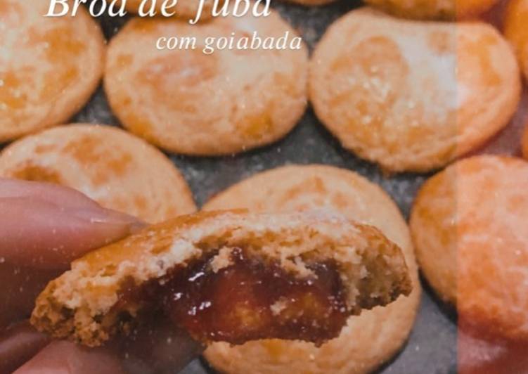 How to Make Award-winning Broa de fubá com goiabada