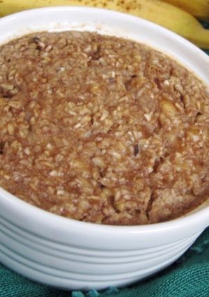 Una foto de Torta en taza de avena o baked oatmeal