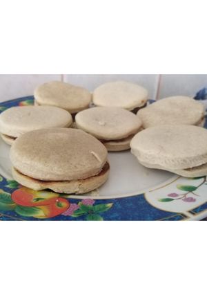 Una foto de Alfajores