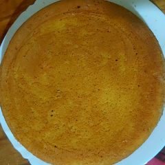A picture of Cinnamon vanilla cake.