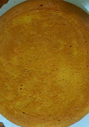 A picture of Cinnamon vanilla cake.