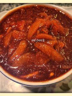 लिंबाचा उन्हातले लोणचं (Limbache lonche recipe in marathi) रेसिपी चे मुख्य फोटो