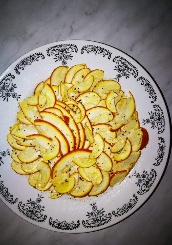 Una foto de Carpaccio de huevos de rey