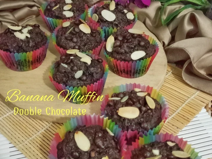 Langkah Gampang Menyiapkan Resep  Banana Muffin Double Chocolate yang Enak Banget, Enak Banget