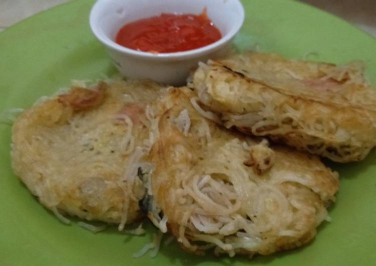 Martabak bihun ala anak kost