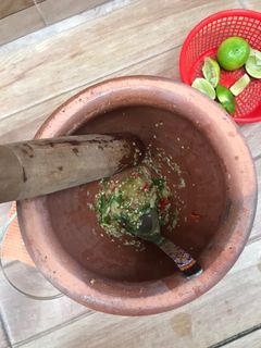 รูปของ น้ำจิ้มซีฟู๊ด สูตร น้ำพริกเกลือ จ.ตราด ตำยังไงให้สีสวย ช่วงกักตัว