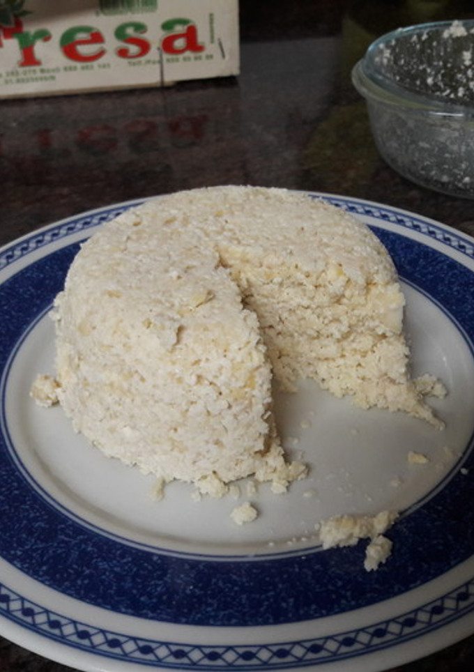 Una foto de Queso de almendra vegano