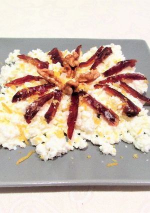 Foto principal de Requesón con dátiles y nueces
