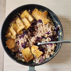 A picture of Creamy Pumpkin Barley Skillet.