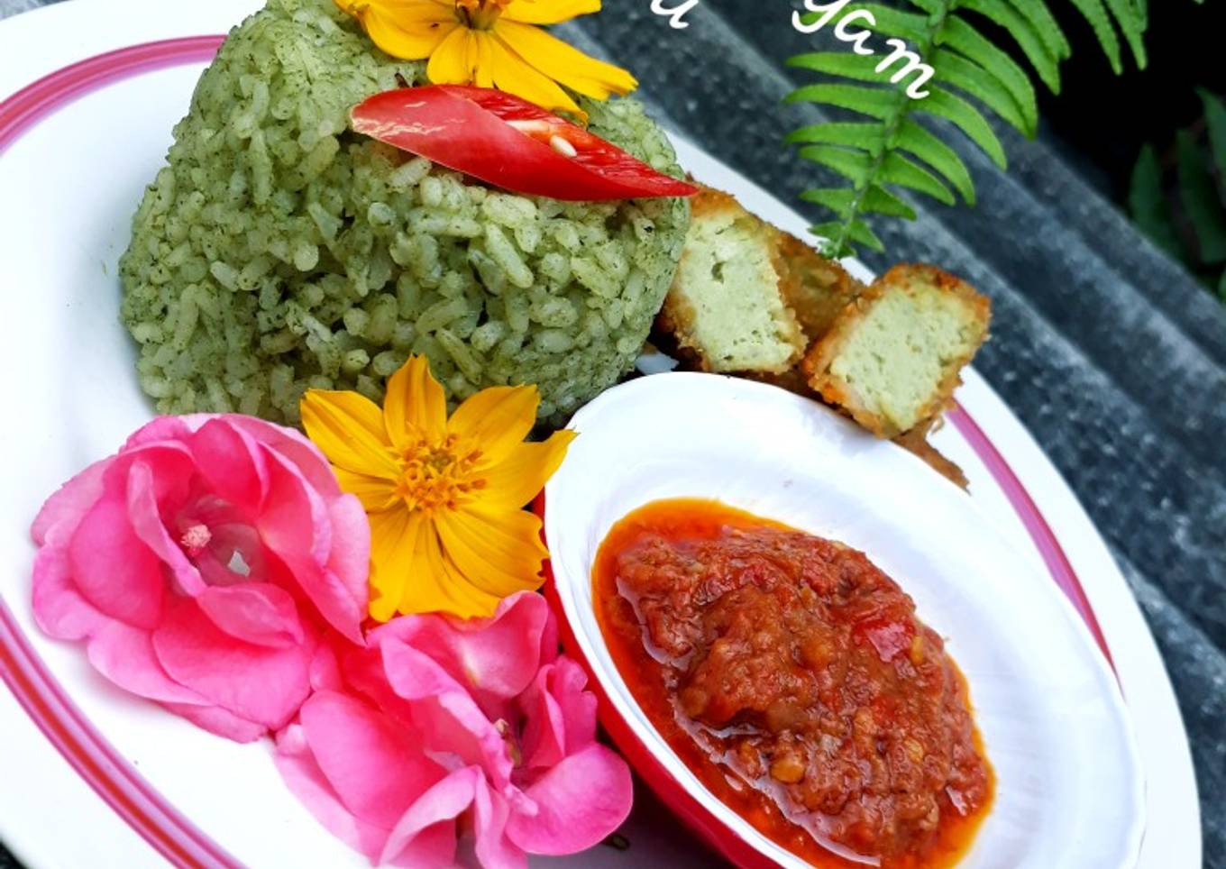 Resep Nasi Gurih Bayam Hijau Anti Gagal