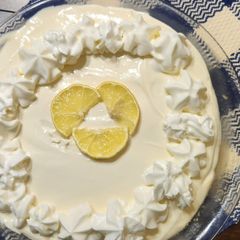 A picture of No Bake Lemonade Pie.