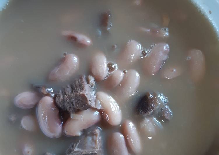 Sup Kacang Merah Tetelan Sapi