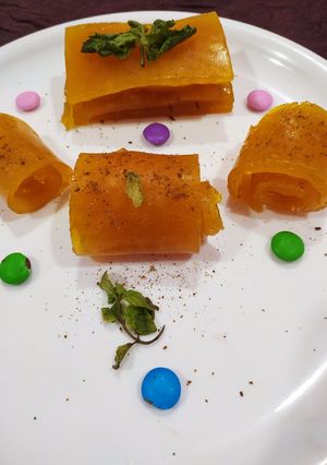 A picture of Mango papad.