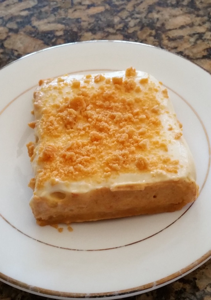 A picture of Pumpkin Oreo Cookie /Jello Pudding Mousse Tart.