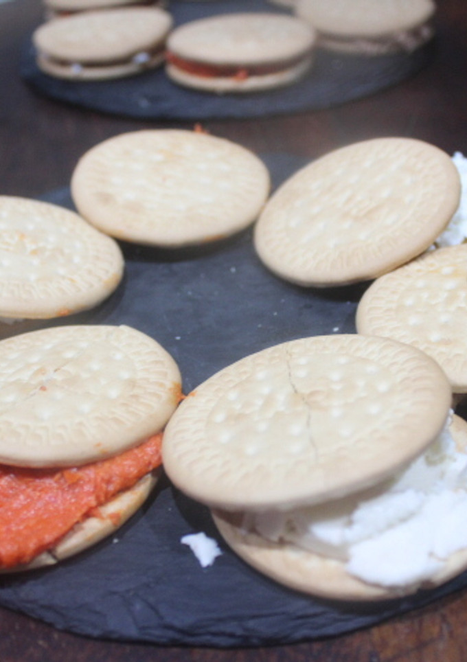 Una foto de Bocaditos salados de galletas María