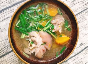 Hình của món Canh Bí Đỏ Nấu Giò Heo.