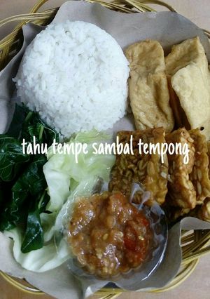 Foto resep Tahu tempe sambal tempong