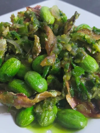 Easy Steps to Make Recipes Resep Ikan Asin Goreng Dan Pete Sambel Ijo Ala SHEBB&#39;S KITCHEN the So Delicious Can Pamper Your Tongue.