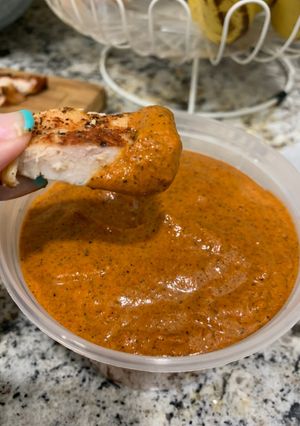 A picture of Grilled red pepper sauce.