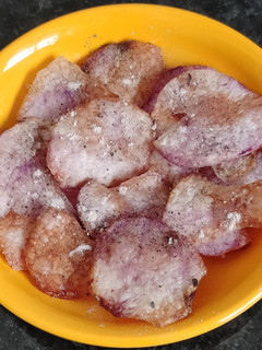 રતાળુ ચિપ્સ (Ratalu Chips Recipe In Gujarati) રેસીપી મુખ્ય ફોટો