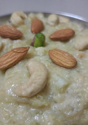 लौकी हलवा रेसिपी मुख्य फोटो