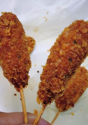 A picture of Chicken Popsicle.