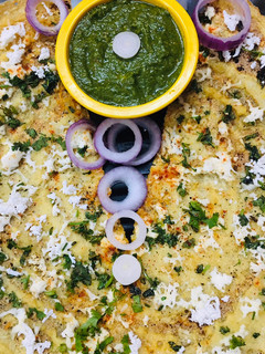 मूंग दाल चीला (Moong dal cheela recipe in hindi) रेसिपी मुख्य फोटो