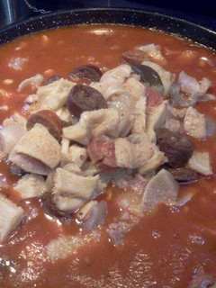 Una foto de Callos con chorizo, morcilla y jamón