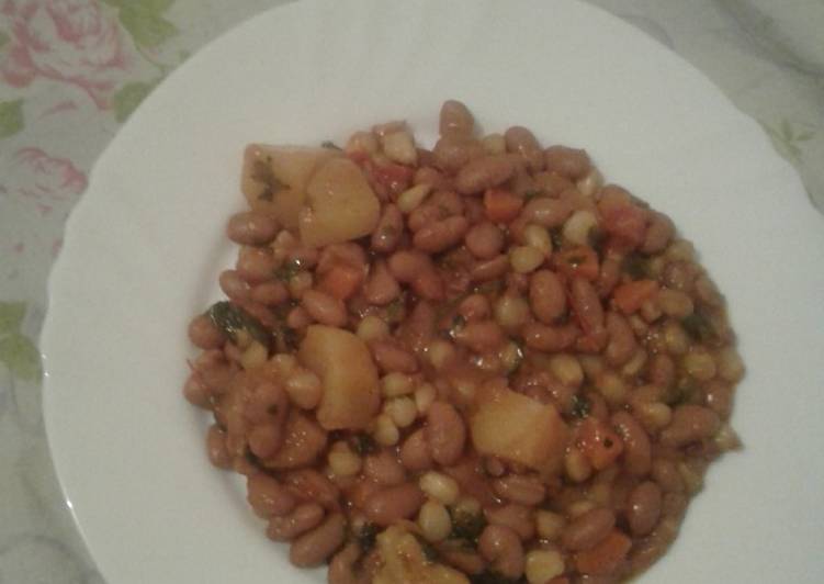 Recipe of Quick Githeri with potatoes