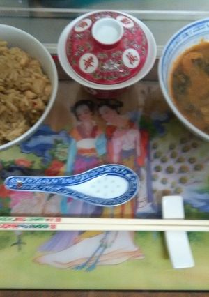A picture of Japanese sticky yakiniku sauce gekkeikan sake rice wine.