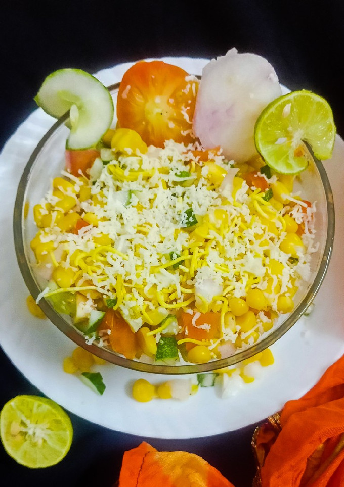 કોર્ન ચાટ (Corn Chat Recipe In Gujarati) રેસીપી મુખ્ય ફોટો