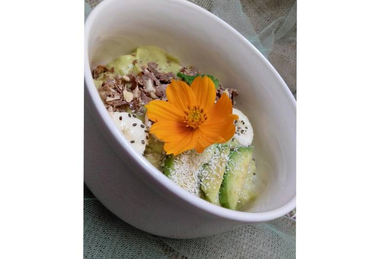 Cara Gampang Membuat Smoothies Alpukat Anti Gagal