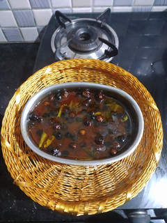 * சுண்டைக்காய் வற்றல் குழம்பு*(vathal kulambu recipe in tamil) செய்முறை முக்கிய புகைப்படம்