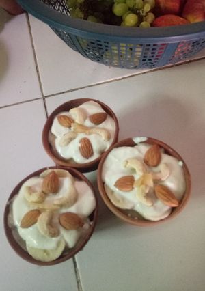 A picture of Fruit cream.