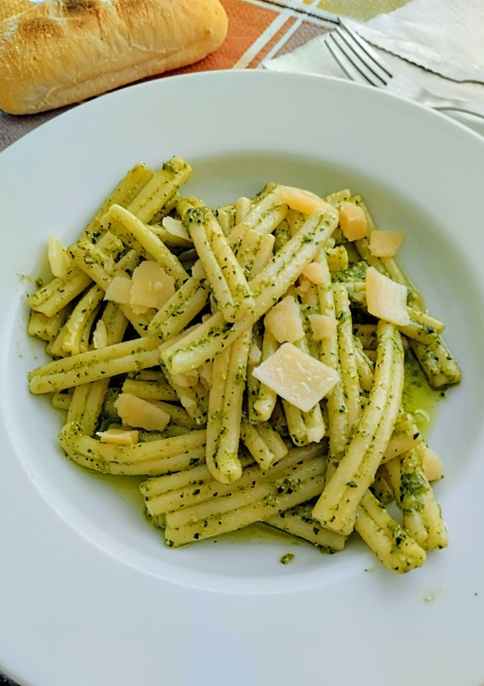 Una foto de Pasta Casarecce al Pesto