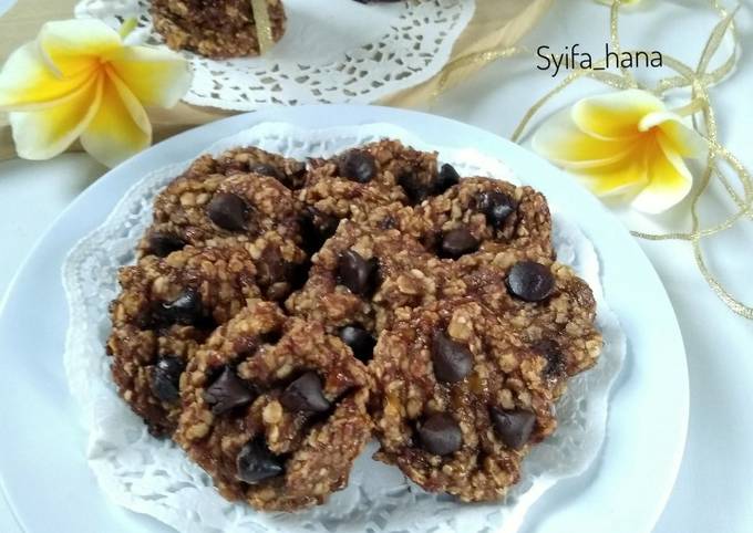 Banana Oatmeal Cookies