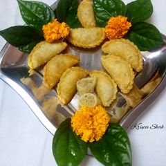 A picture of Gujiya (Ghughara) without mava.