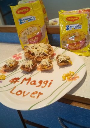 ચીઝ મેગી બાઇટ્સ (Cheese Maggi Bites Recipe in Gujarati) રેસીપી મુખ્ય ફોટો