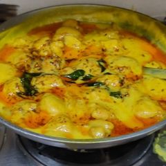 A picture of Pakoda kadi.