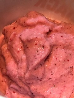 Una foto de Frappé de fresas 🍓 🍓 🍓