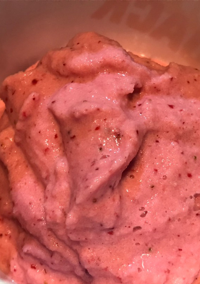 Una foto de Frappé de fresas 🍓 🍓 🍓