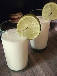 Una foto de Jugo de Avena y Limón