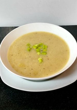 A picture of My Leek+Potato Soup.
