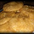 Kue cucur gula merah berserat/bersarang