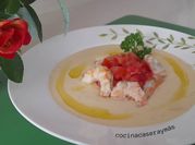 Una foto de tomates pera