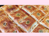 كوكا بالعجينة المورقة